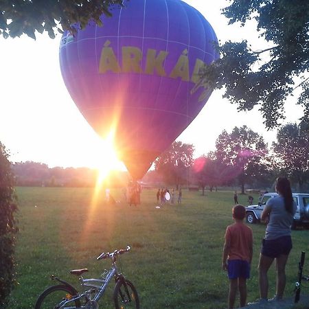 Korona Szallo Nagykanizsa Ngoại thất bức ảnh